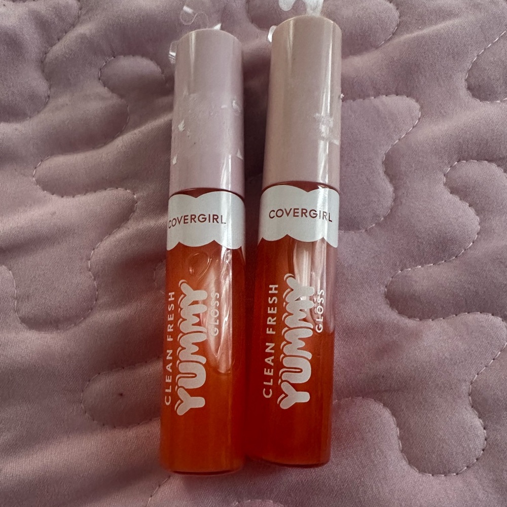 Cover girl clean fresh yummy lip gloss.   New never opened Peach